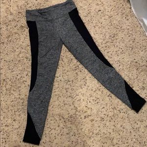 Koral Capri Leggings